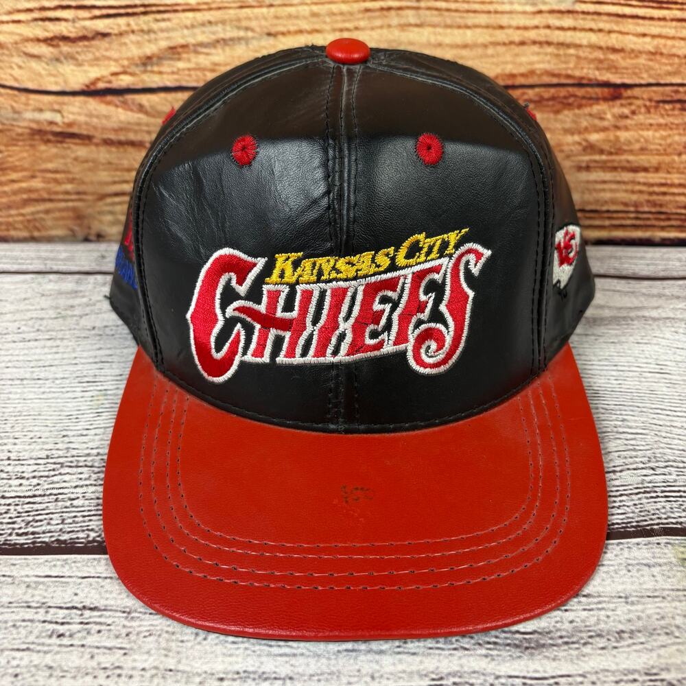 Vintage 1990s Kansas City Chiefs Leather Snapback Hat